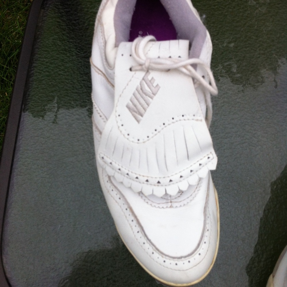 NIKE BRAND Women’s Golf Shoes - Picture 2 of 8